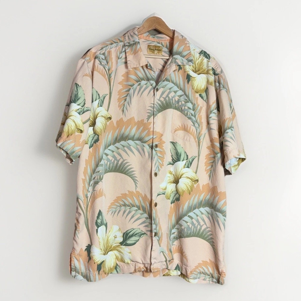 Tommy Bahama Silk Hawaiian Shirt Size L Palm Frond Hibiscus Flowers Camp Top